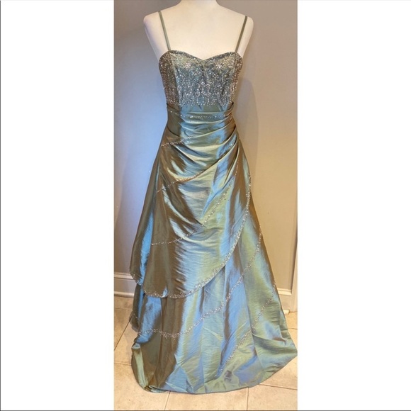 Jovani Gown 4480 - Picture 3 of 6